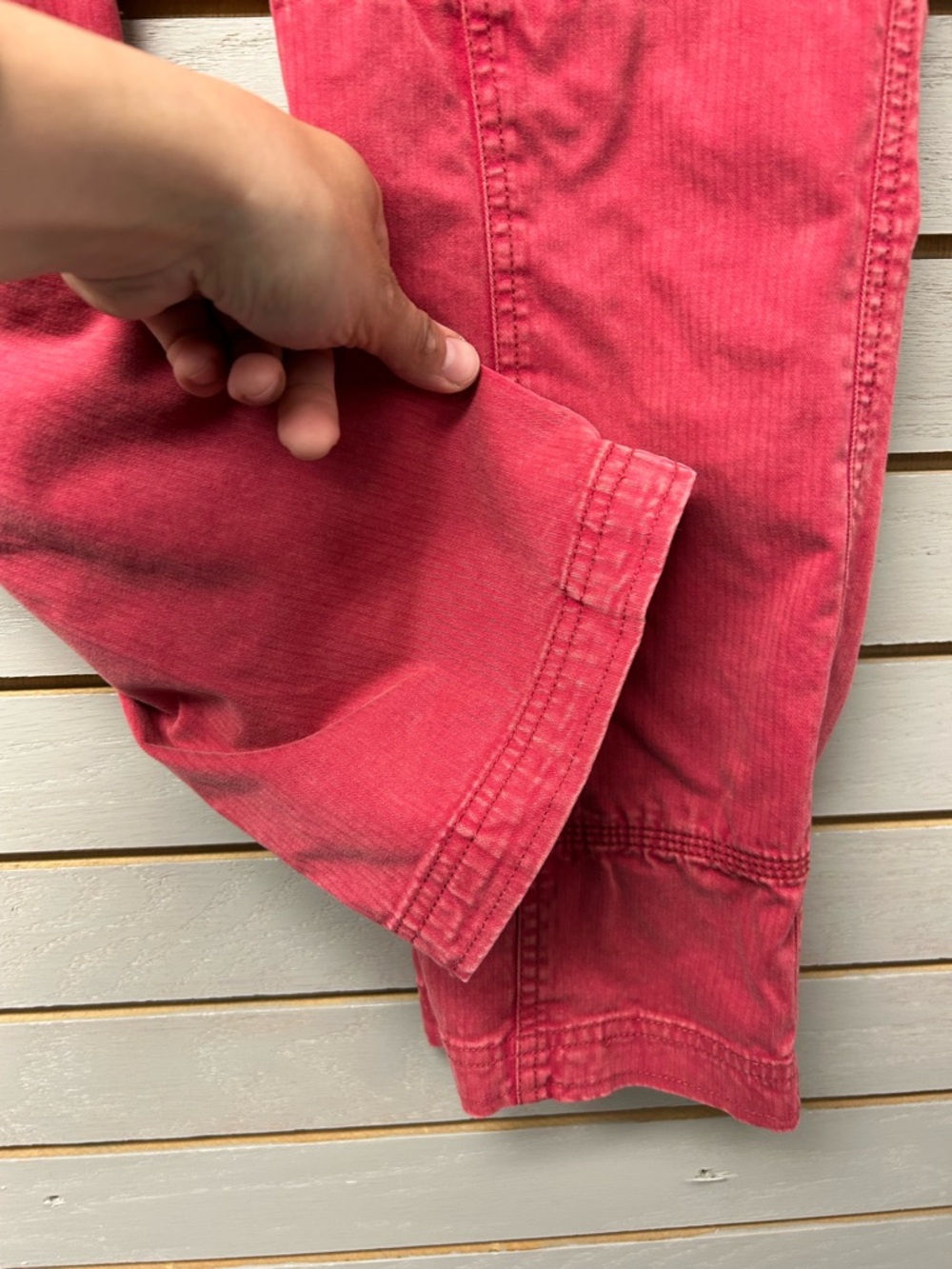 We The Free Red Cargo-Style Capri - Picture 6 of 7